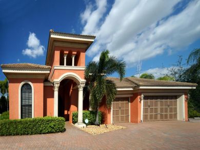 Cape Coral Four Bedroom Canal Front Vacation Home